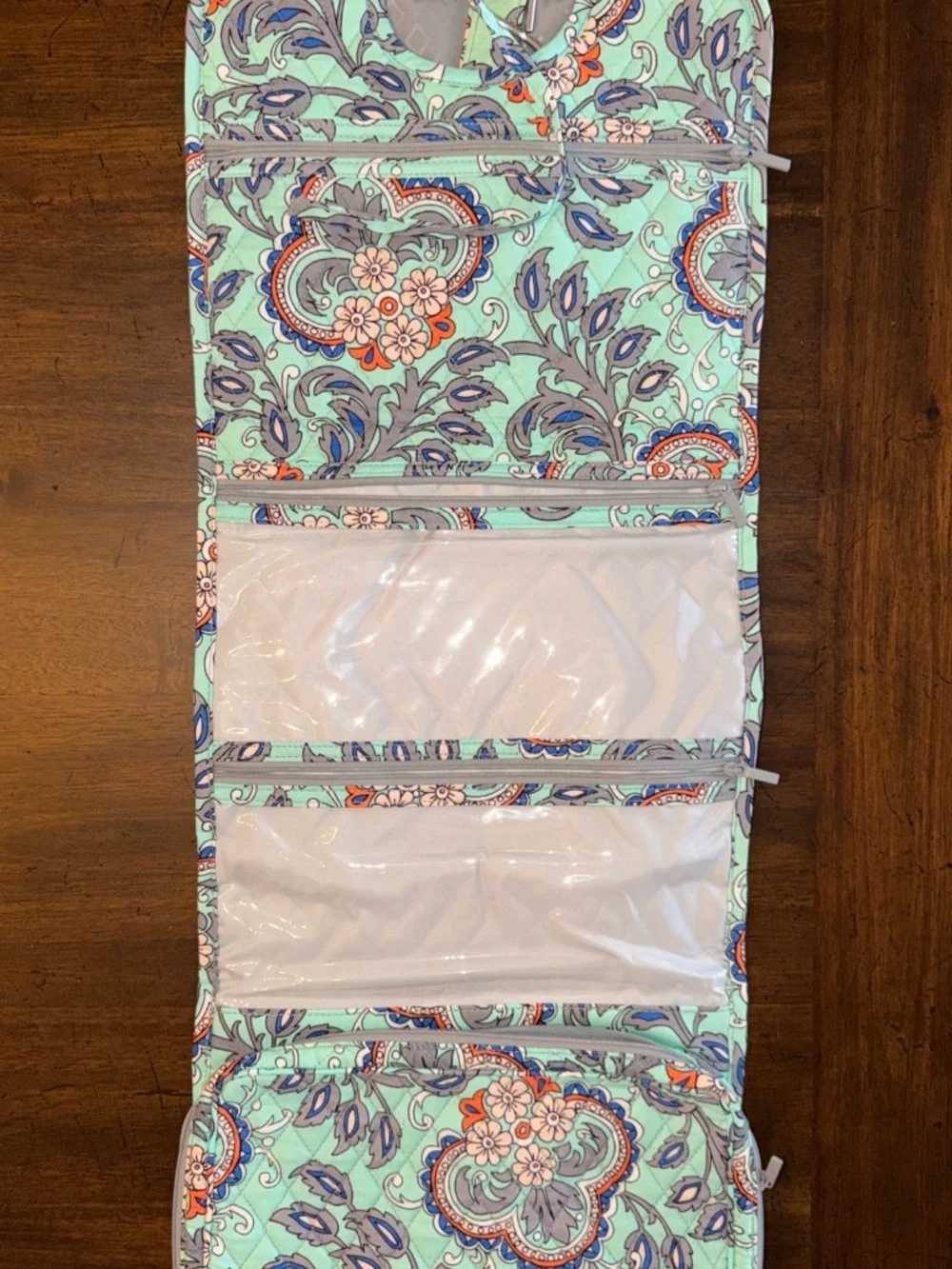 Vera Bradley Hanging Travel Organizer Fan Flowers Mint
